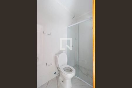Banheiro de casa para alugar com 1 quarto, 43m² em Vila Constança, São Paulo