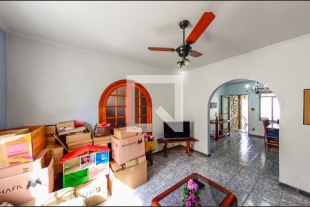 Sala de TV de casa à venda com 2 quartos, 250m² em Novo Taquaral, Campinas