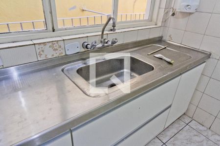 Casa à venda com 120m², 3 quartos e 2 vagas Casa à venda com 120m², 3 quartos e 2 vagasCozinha