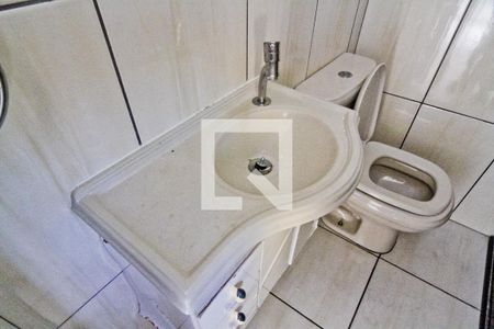 Casa à venda com 120m², 3 quartos e 2 vagas Casa à venda com 120m², 3 quartos e 2 vagasBanheiro