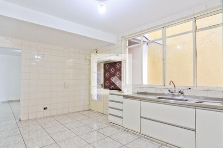 Casa à venda com 120m², 3 quartos e 2 vagas Casa à venda com 120m², 3 quartos e 2 vagasCozinha