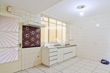 Casa à venda com 120m², 3 quartos e 2 vagas Casa à venda com 120m², 3 quartos e 2 vagasCozinha