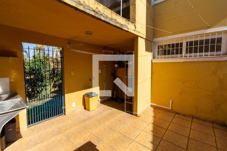 Casa à venda com 300m², 3 quartos e 2 vagasÁrea de Serviço