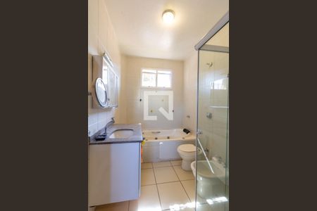 Casa à venda com 300m², 3 quartos e 2 vagasBanheiro Social