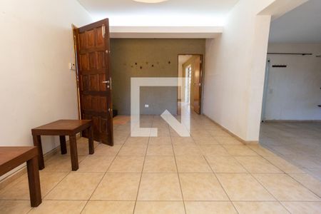 Sala 1 de casa à venda com 3 quartos, 300m² em Vila Pirajussara, São Paulo