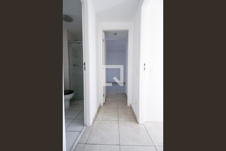 Corredor de apartamento para alugar com 3 quartos, 88m² em Carandiru, São Paulo
