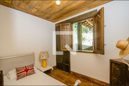 Casa de condomínio à venda com 400m², 5 quartos e 2 vagasQuarto 1