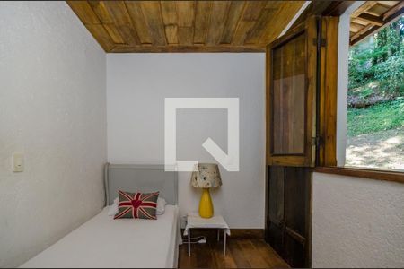 Casa de condomínio à venda com 400m², 5 quartos e 2 vagasQuarto 1
