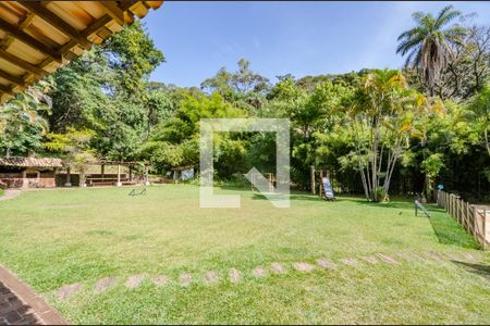 Casa de condomínio à venda com 400m², 5 quartos e 2 vagasÁrea Externa - Quintal