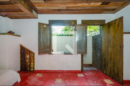 Casa de condomínio à venda com 400m², 5 quartos e 2 vagasQuarto de Serviço