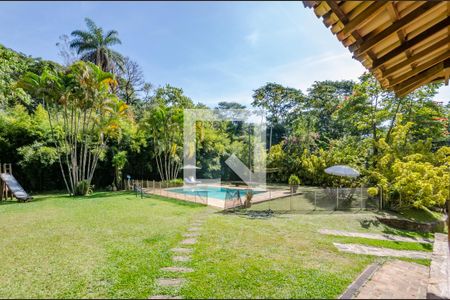 Casa de condomínio à venda com 400m², 5 quartos e 2 vagasÁrea Externa - Quintal