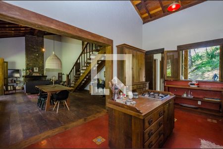 Casa de condomínio à venda com 400m², 5 quartos e 2 vagasCozinha interna