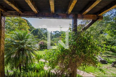Casa de condomínio à venda com 400m², 5 quartos e 2 vagasSuíte