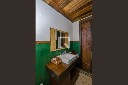 Casa de condomínio à venda com 400m², 5 quartos e 2 vagasBanheiro Social