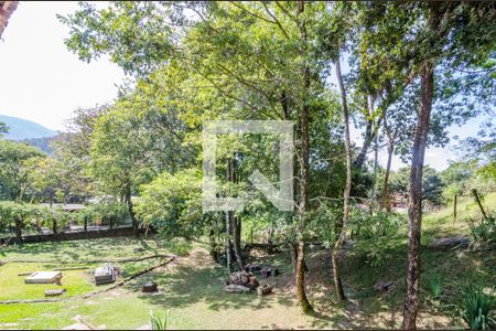 Casa de condomínio à venda com 400m², 5 quartos e 2 vagasVista do Quarto 3