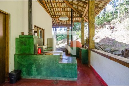 Casa de condomínio à venda com 400m², 5 quartos e 2 vagasCozinha 2 externa