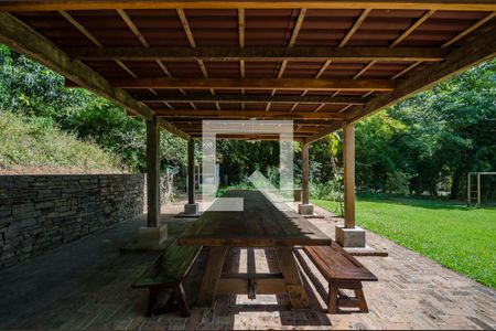 Casa de condomínio à venda com 400m², 5 quartos e 2 vagasChurrasqueira