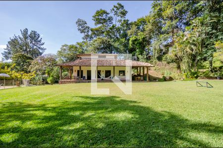 Casa de condomínio à venda com 400m², 5 quartos e 2 vagasÁrea Externa - Quintal