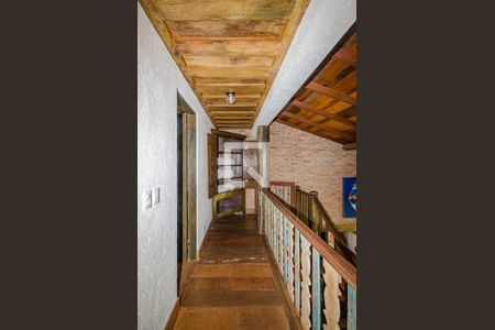 Casa de condomínio à venda com 400m², 5 quartos e 2 vagasCorredor