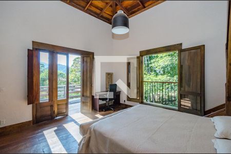 Casa de condomínio à venda com 400m², 5 quartos e 2 vagasQuarto 2