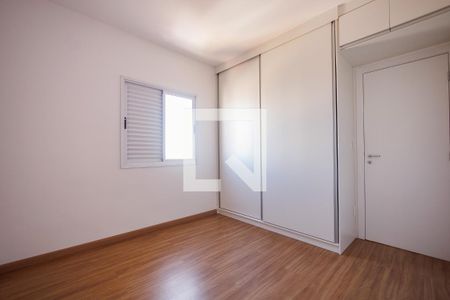Suíte de apartamento para alugar com 2 quartos, 64m² em Jardim Eulália, Taubaté