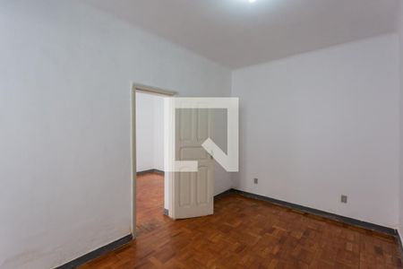 Quarto 1 de casa para alugar com 3 quartos, 110m² em Santa Efigênia, Belo Horizonte