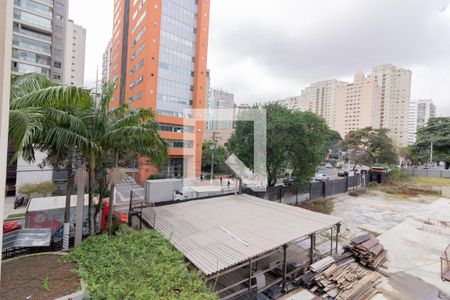 Vista Quarto de apartamento para alugar com 2 quartos, 64m² em Indianópolis, São Paulo
