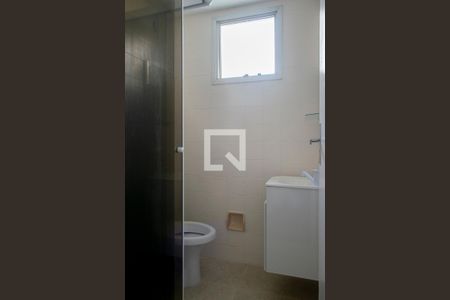 Banheiro de apartamento para alugar com 1 quarto, 55m² em Vila Amélia, São Paulo