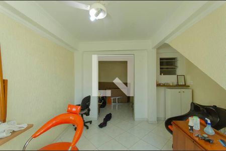 Casa à venda com 99m², 3 quartos e 1 vagaSalão