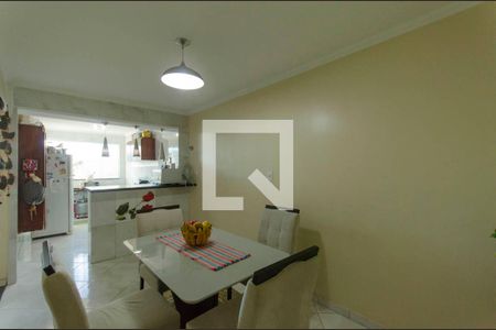 Casa à venda com 99m², 3 quartos e 1 vagaSala de Jantar e Cozinha