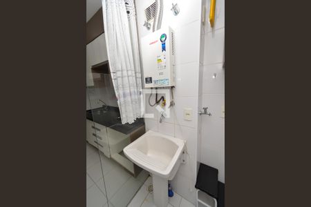 Área de Serviço de apartamento para alugar com 3 quartos, 90m² em Jardim Flor da Montanha, Guarulhos