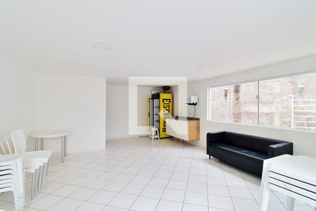 Apartamento à venda com 48m², 2 quartos e sem vaga Apartamento à venda com 48m², 2 quartos e sem vagaÁrea comum - Salão de festas
