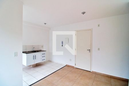 Sala de apartamento à venda com 2 quartos, 48m² em Jardim Santa Rosa, Taboão da Serra