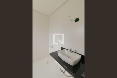 Casa à venda com 149m², 3 quartos e 2 vagasBanheiro