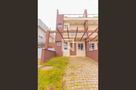 Casa à venda com 149m², 3 quartos e 2 vagasFachada