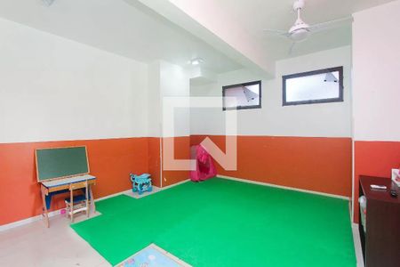 Apartamento à venda com 63m², 3 quartos e 1 vaga Apartamento à venda com 63m², 3 quartos e 1 vagaÁrea Comum - Playground