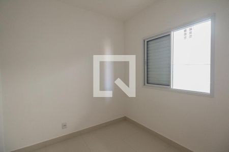 Quarto 1 de apartamento para alugar com 2 quartos, 45m² em Penha de França, São Paulo