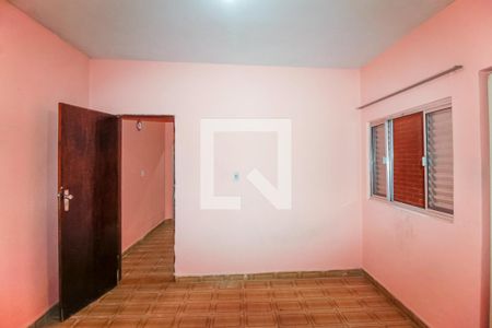 Suíte de casa para alugar com 3 quartos, 80m² em Vila Elze, São Paulo