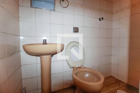 Suíte de casa para alugar com 3 quartos, 80m² em Vila Elze, São Paulo