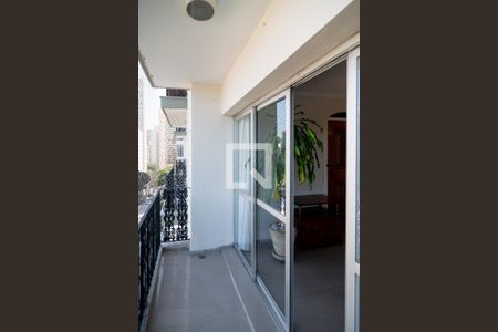 Apartamento para alugar com 110m², 3 quartos e 1 vagaVaranda