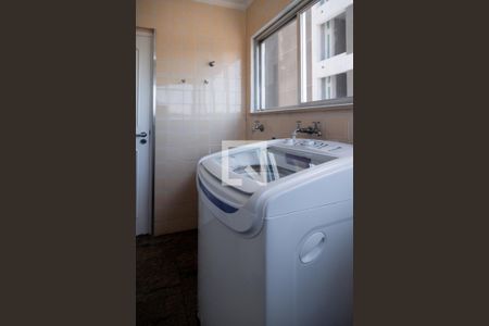 Apartamento para alugar com 110m², 3 quartos e 1 vagaÁrea de Serviço