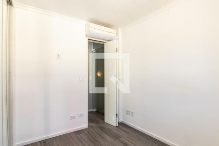 Quarto 1 de casa de condomínio à venda com 2 quartos, 75m² em Vila Paranaguá, São Paulo