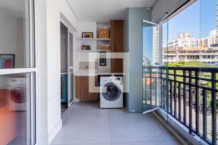 Varanda de apartamento para alugar com 2 quartos, 58m² em Sumarezinho, São Paulo