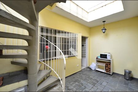 Casa à venda com 145m², 2 quartos e 1 vagaQuintal