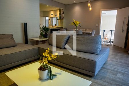 Sala de casa à venda com 4 quartos, 460m² em Lapa, São Paulo