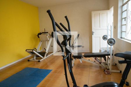 Casa à venda com 460m², 4 quartos e 2 vagasAcademia