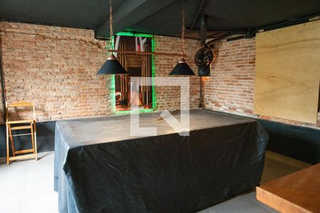 Casa à venda com 460m², 4 quartos e 2 vagasBar