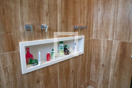 Casa à venda com 460m², 4 quartos e 2 vagasBanheiro da Suíte 4