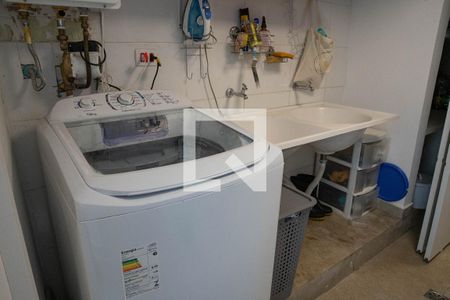 Casa à venda com 460m², 4 quartos e 2 vagasÁrea de Serviço