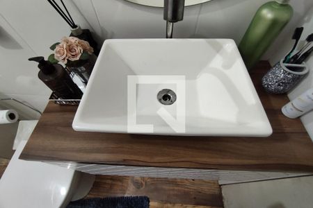 Lavabo  de casa para alugar com 2 quartos, 90m² em Jardim Aricanduva, São Paulo